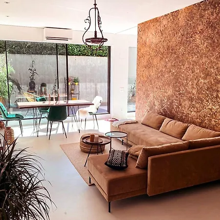 Appartamento Lovely With A Big Terrace In The Heart Of
