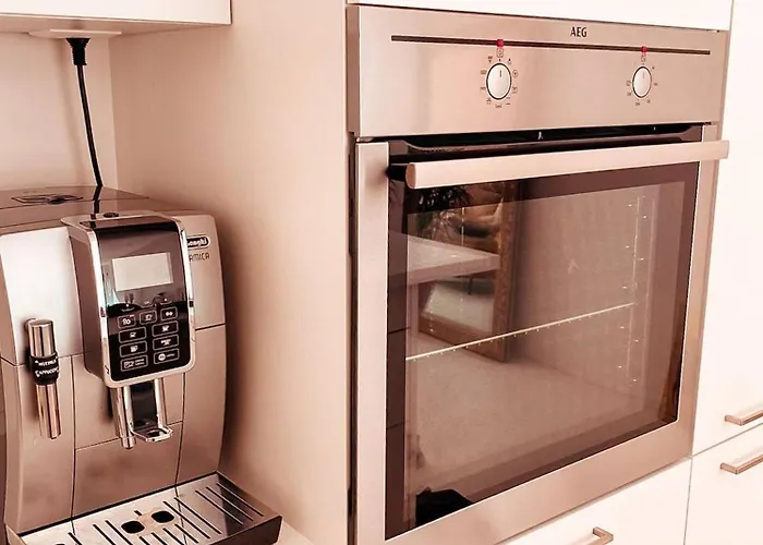 Apartment Lovely With A Big Terrace In The Heart Of