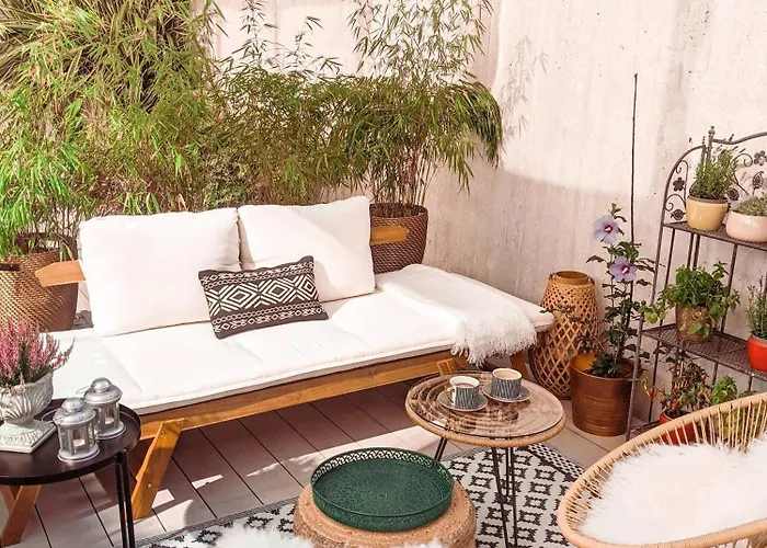 Lovely With A Big Terrace In The Heart Of