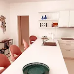 Διαμέρισμα Lovely With A Big Terrace In The Heart Of