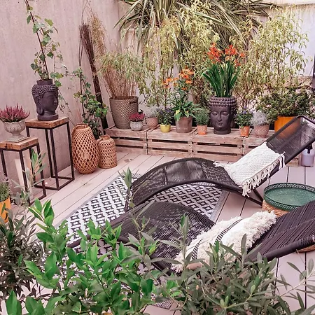 Lovely With A Big Terrace In The Heart Of